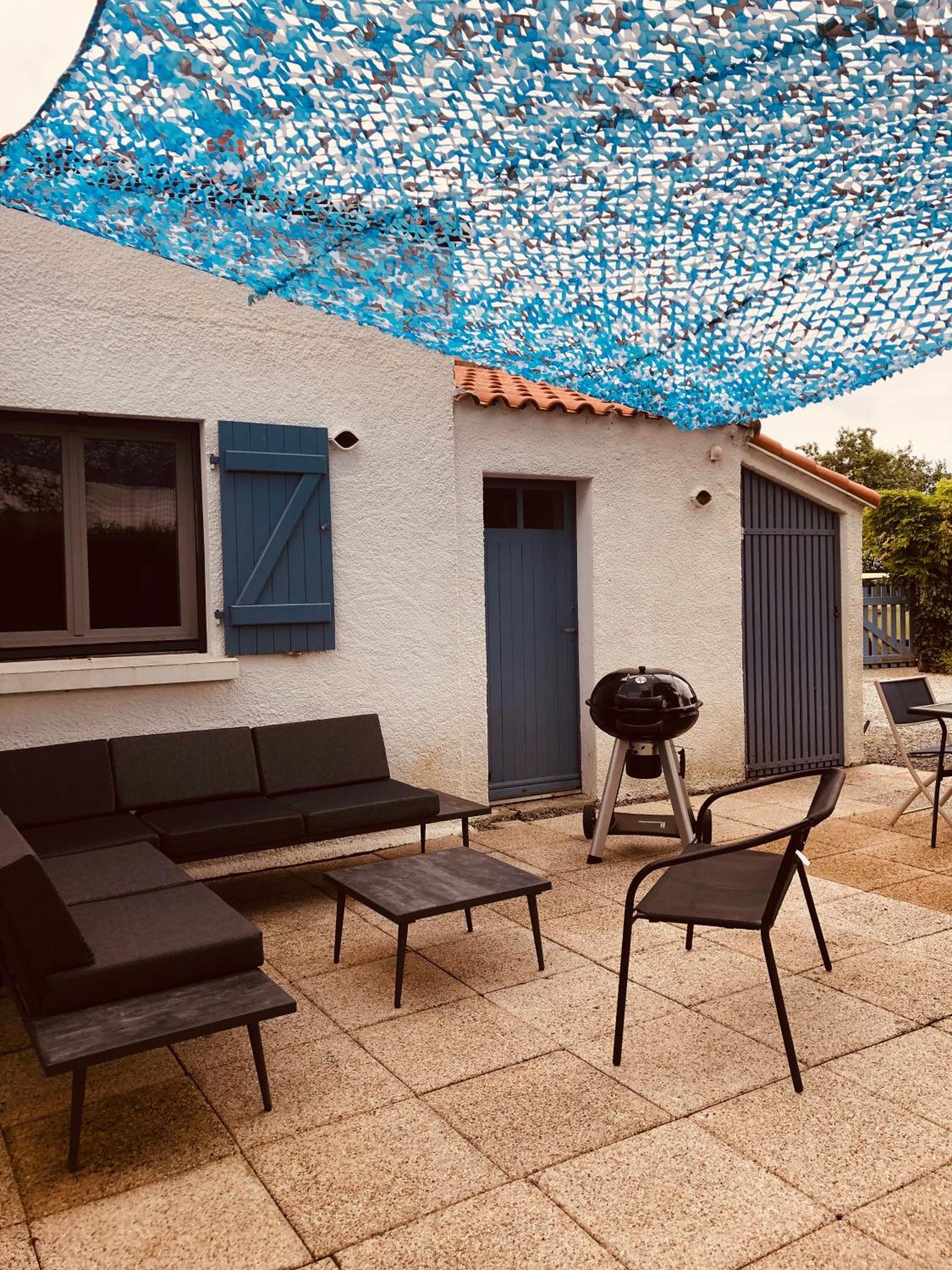Proche De La Cote Chauvé